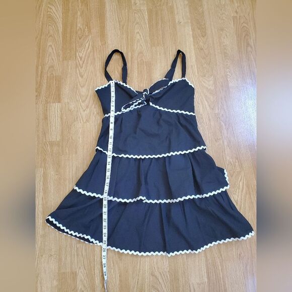 🌹 ONE AND ONLY 🌹 Tiered Front Tie Mini Dress - [Medium, Black] - Picture 10 of 13